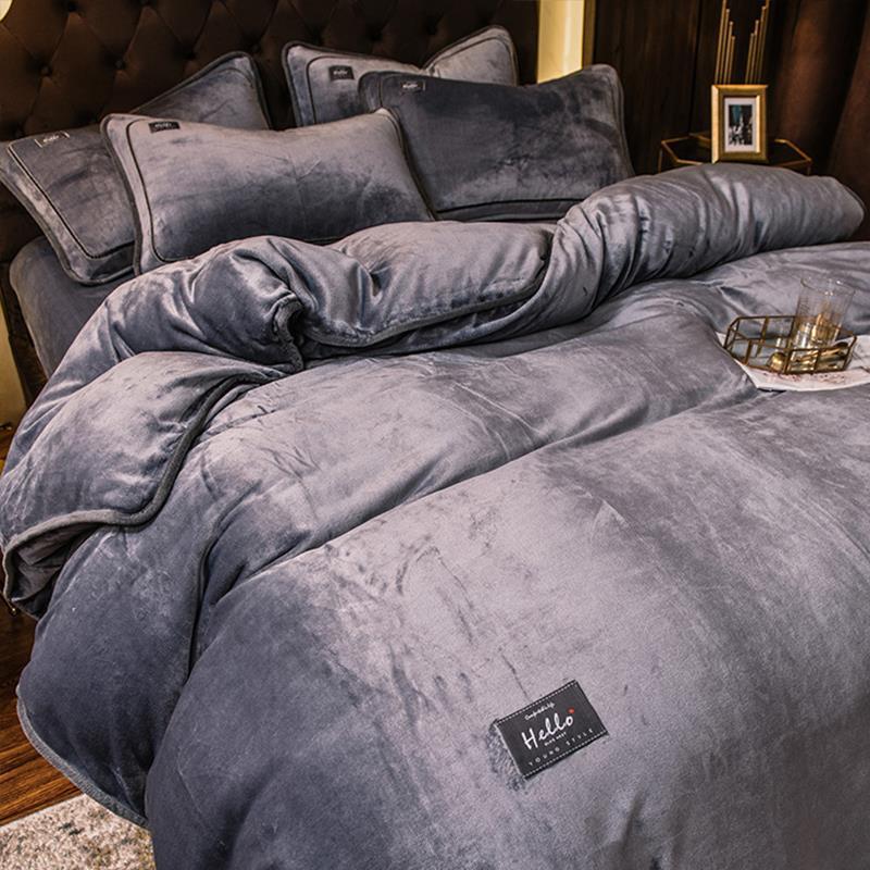 VELÓS COMPLETE BEDDING SET